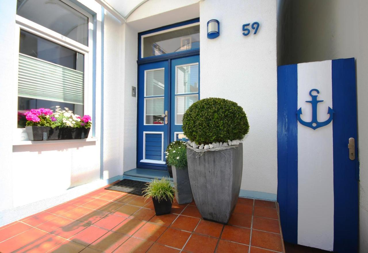 Haus Der Kurzen Wege Apartment Rostock Exterior photo